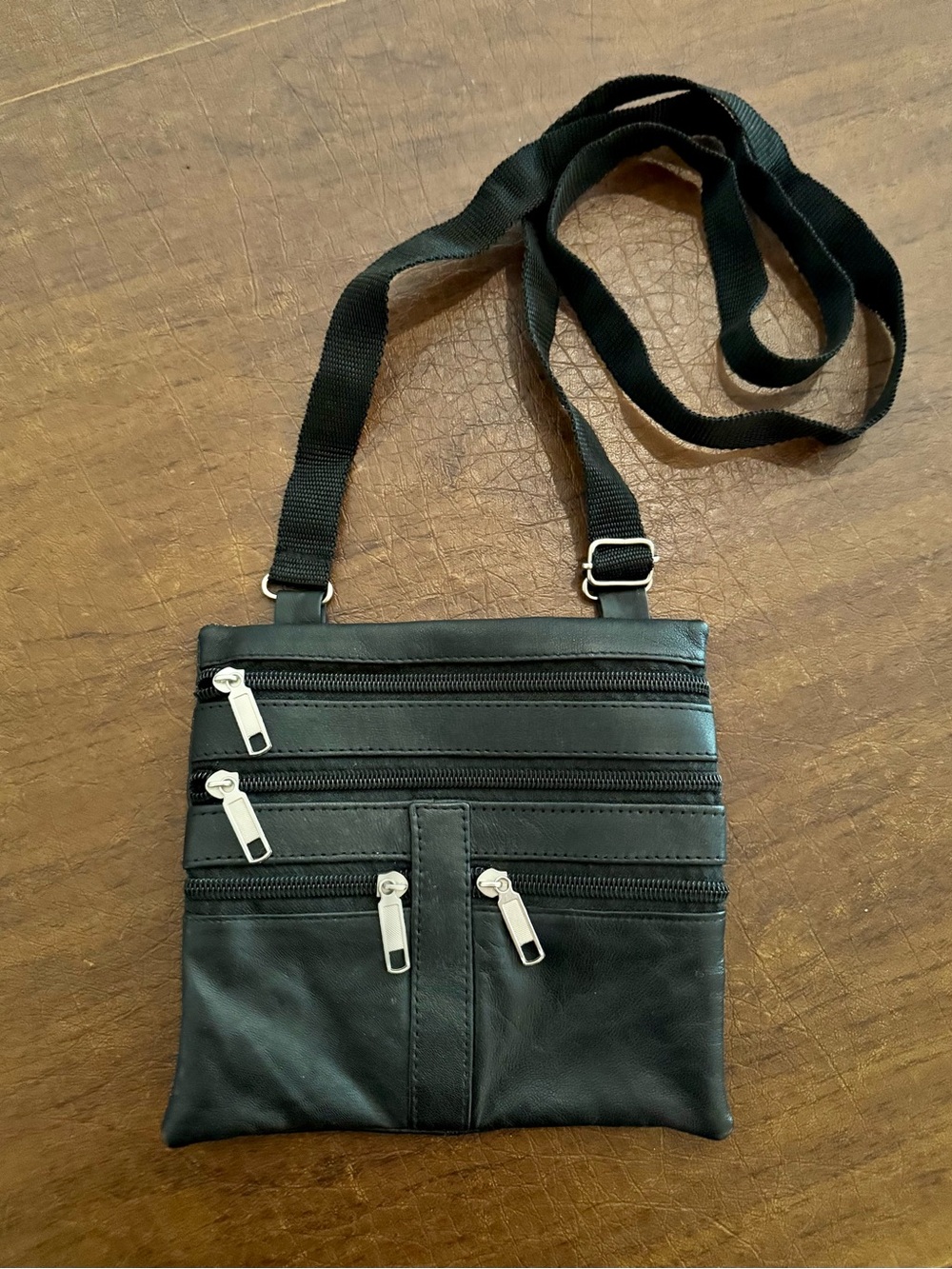 Black Leather Multi-Zip Crossbody Bag 5 pockets with belt loop silver hardware - Picture 2 of 3